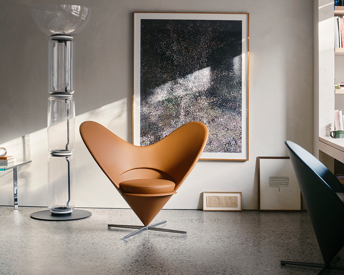 Obytný interiér s nábytkom Vitra